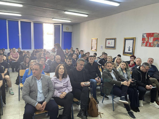 Με επιτυχία ολοκληρώθηκε η εκδήλωση του 2ου ΕΠΑΛ Κοζάνης με θέμα «Ανθρώπινα Δικαιώματα: Μαθαίνουμε, Συμμετέχουμε, Δρούμε»