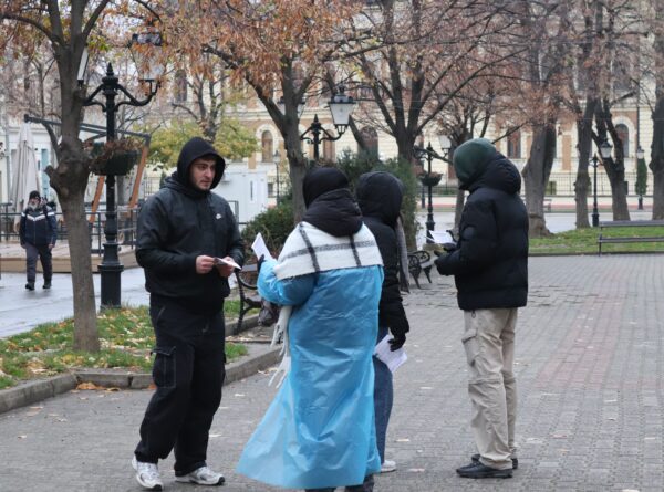 “Bridge the Gap”: Street Campaign για την Ισότητα των Φύλων από τον Όμιλο Ενεργών Νέων Φλώρινας